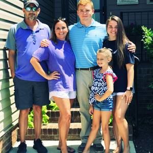 Meet your Posher, Missy